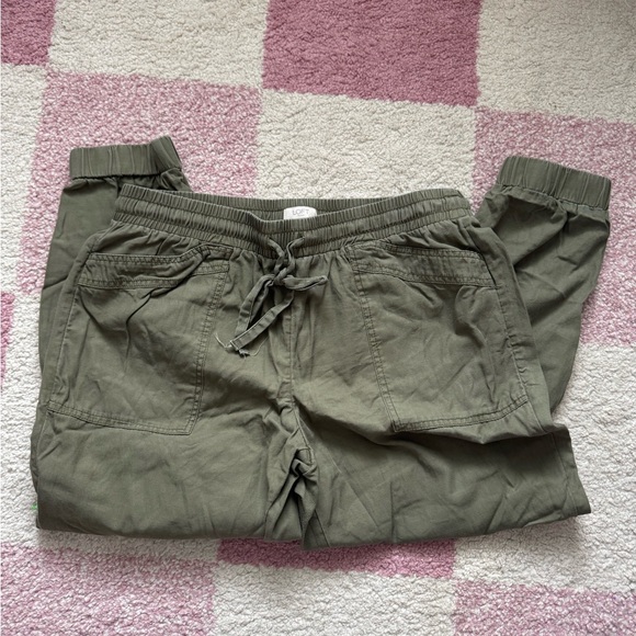 LOFT Green Jogger Pants - Picture 2 of 2